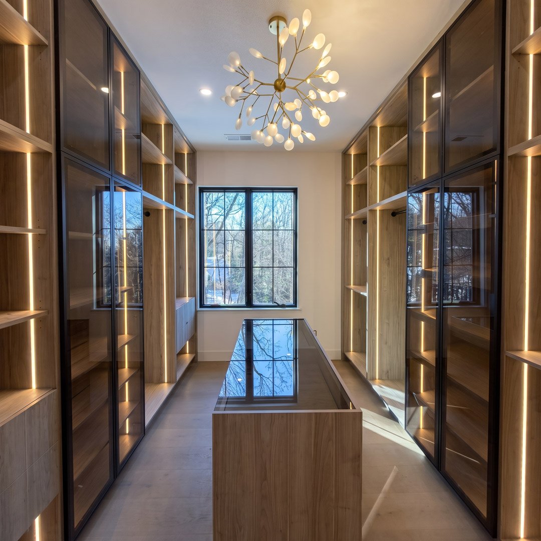 Closets & wardrobes by Quality Green, New York