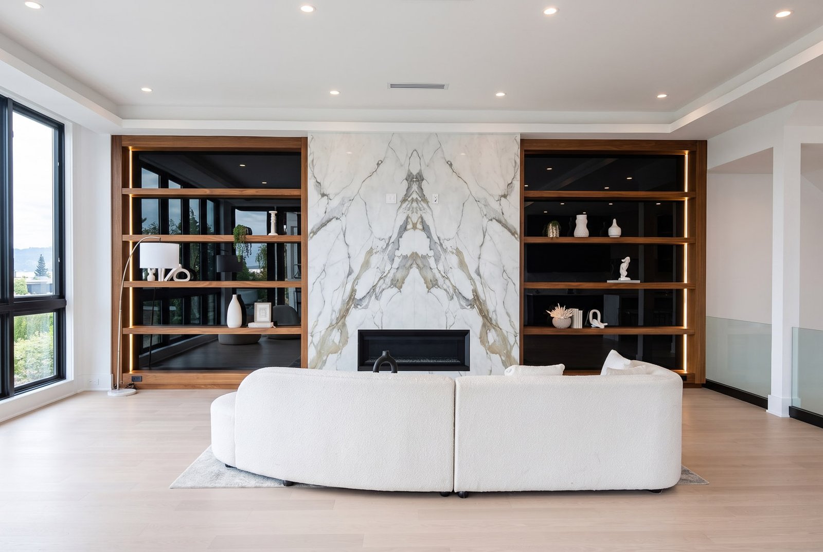 Media walls by Quality Green