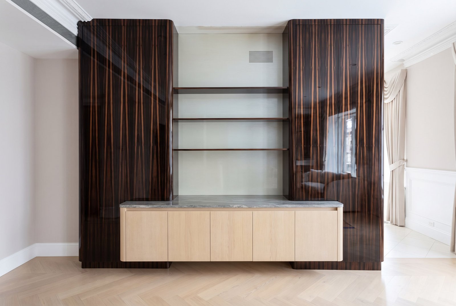 Media walls by Quality Green, New York