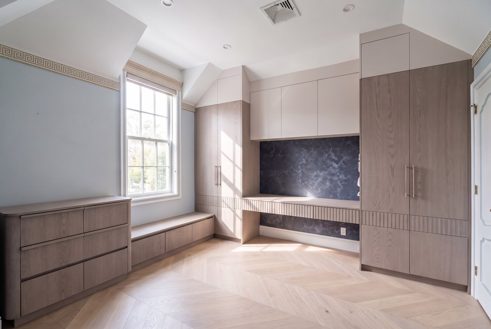 Office & built-ins by Quality Green, New York
